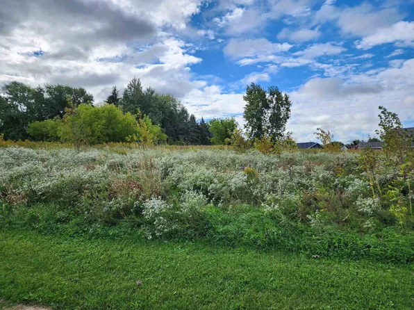 Parkview Dr, Greenville, WI 54942