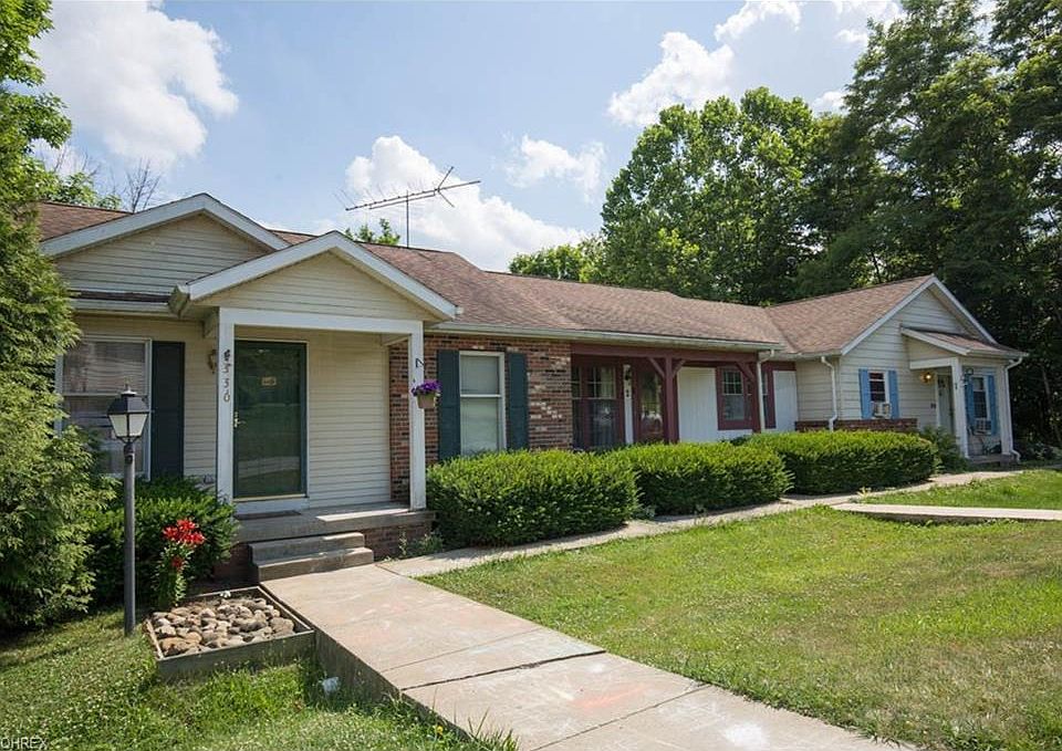 1st image of 328 Greentree Pl
