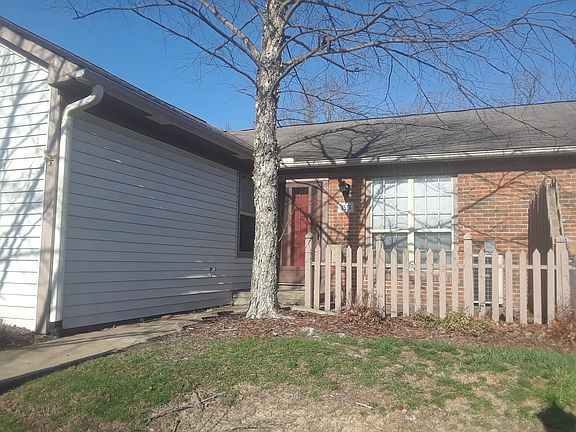 3rd image of 3551 Chesapeake Dr