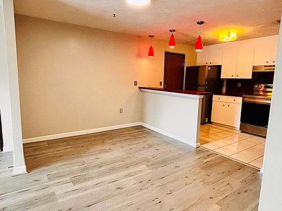 3rd image of 364 Neponset St #Kk