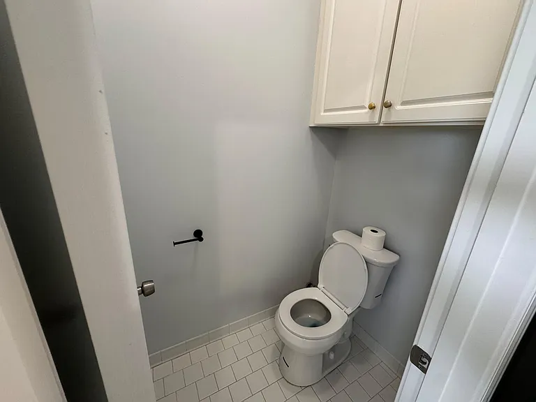 8843 Overlea Cv — Photo 24