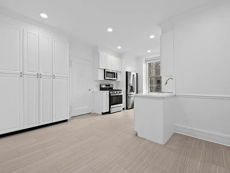544 E 86th St #11W — Photo 3