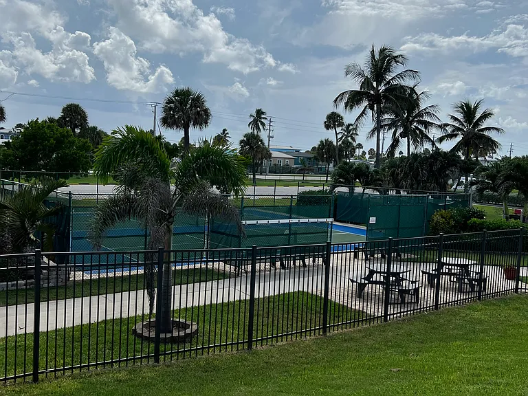 10725 S Ocean Dr #307 — Photo 46