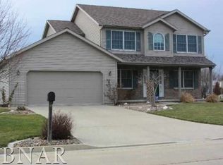 605 S McLean St, Hudson, IL