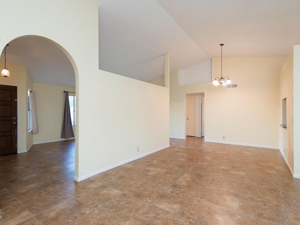1st image of 6203 N 88th Ln