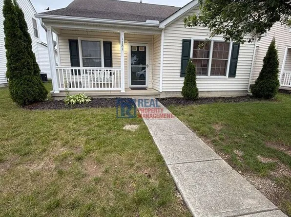 1381 Geranium Dr, Blacklick, OH 43004