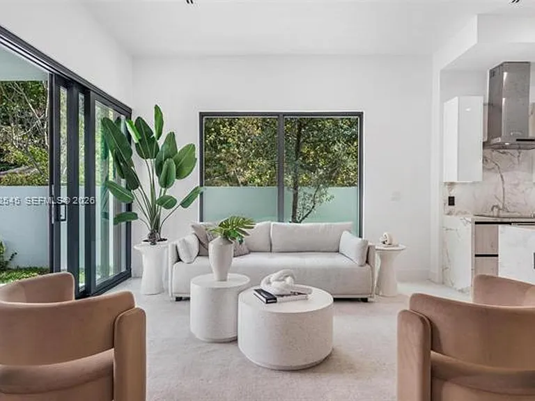 2937 SW 21st St #Townhouse 1 — Photo 11