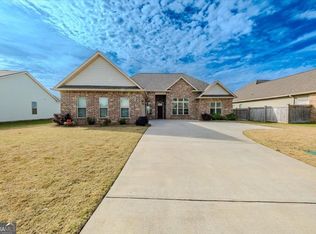 211 Sidney David St, Warner Robins, GA 31088