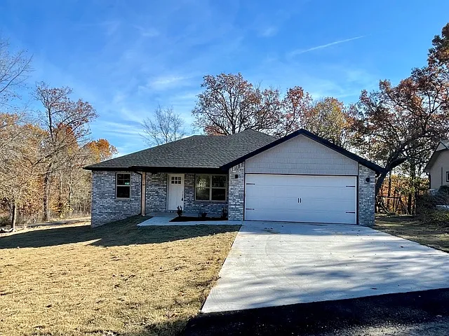 40 Eriboll Ln