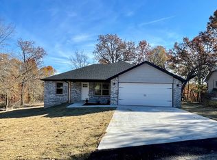 40 Eriboll Ln, Bella Vista, AR 72715