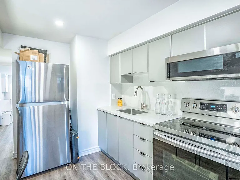 49 Leslie St #BASEMENT — Photo 19