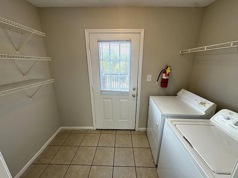 Pineview Townhomes — Photo 76
