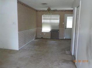 309 Lisa Ln, Dayton, TX 77535