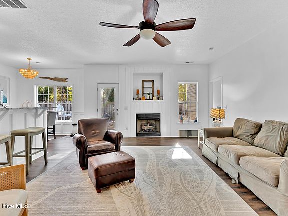 4th image of 4529 Fleetwood Drive SE