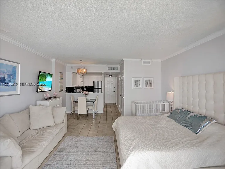 2501 S Ocean Dr #605 — Photo 8