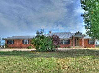 610 S 4th St, McLoud, OK 74851