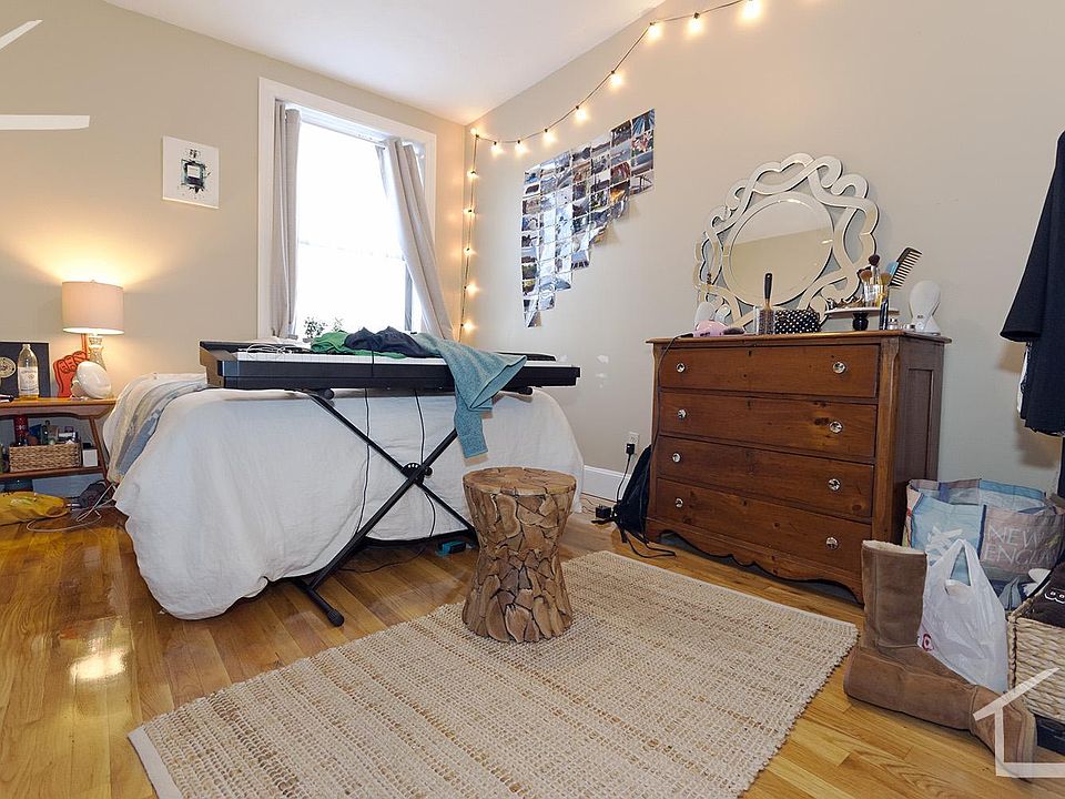 2nd image of 69 Ashford St #84