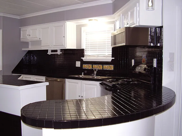 1078 Cypress Dr — Photo 5
