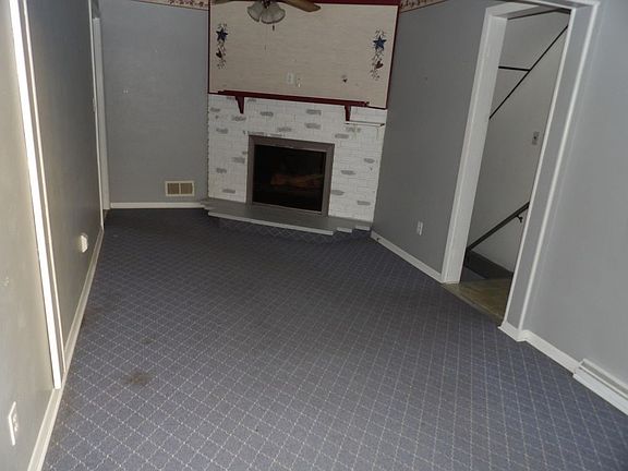 3rd image of 677 Cohassett Dr