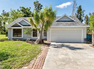 8416 Cypress Dr N, Fort Myers, FL 33967