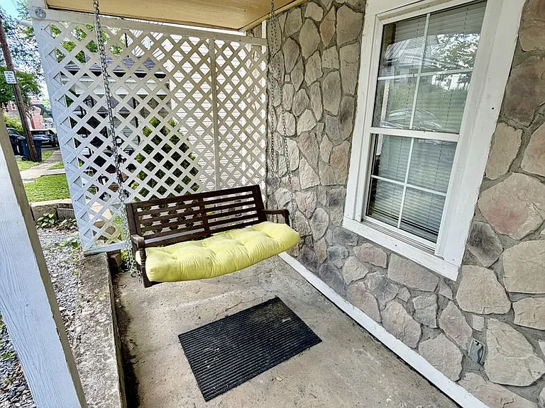 199 Parsons St — Photo 3