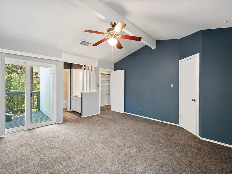 10006 Wildflower Ln #A — Photo 16