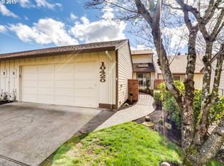 10420 SW Greenleaf Ter, Tigard, OR 97224