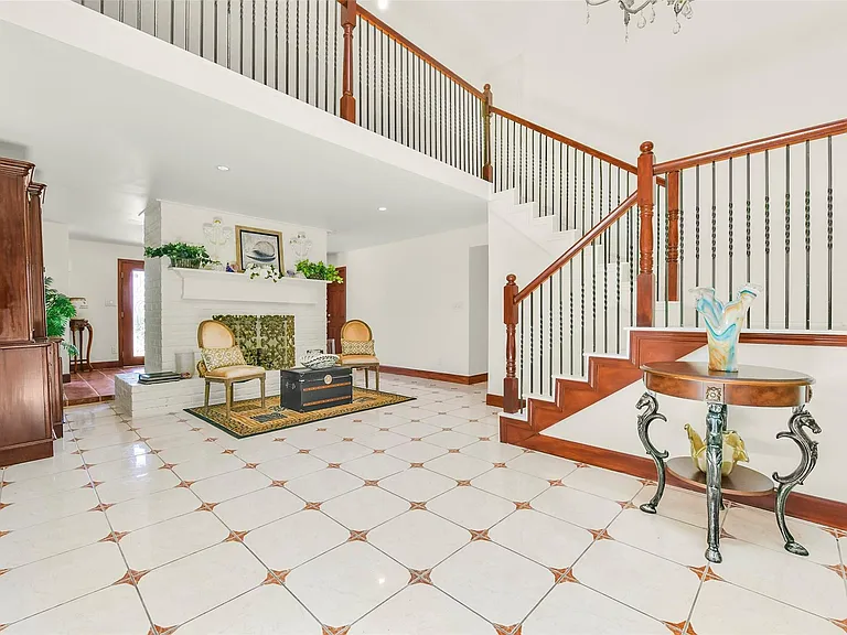 2417 Gerol Dr — Photo 5