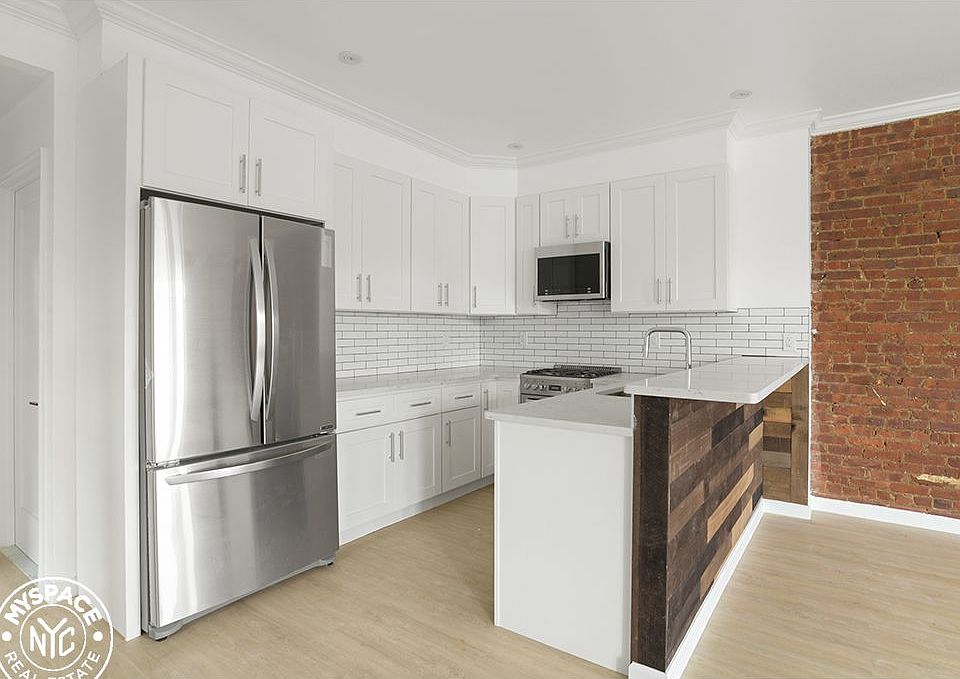 1st image of 429 Rogers Ave #3R