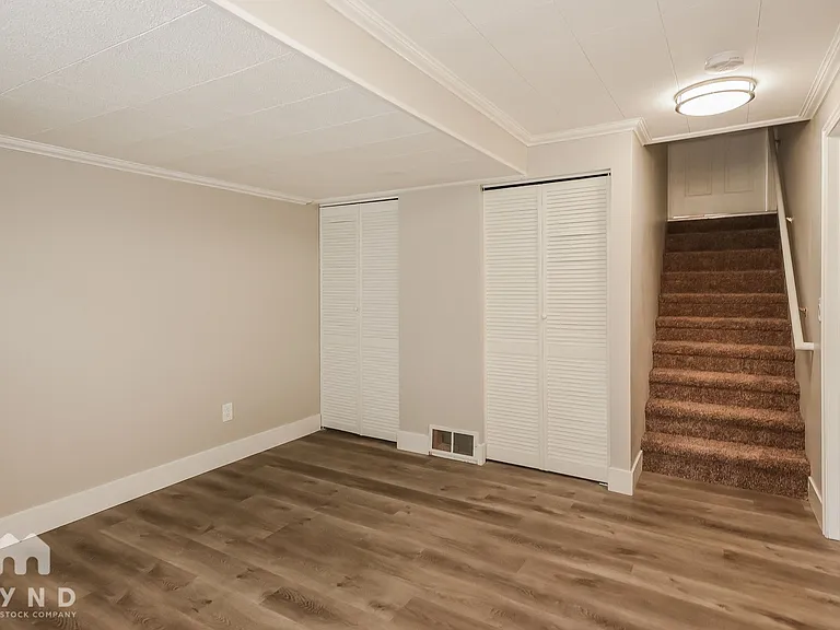 223 W 1425 N — Photo 10