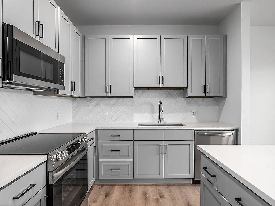 1st image of 3100 N Sooner Rd #83622de81