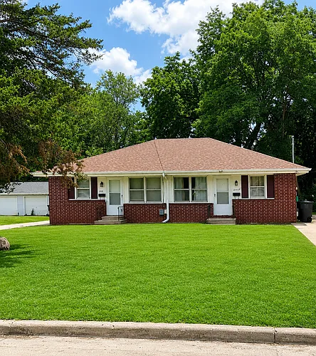 2816 53rd St Photo 1