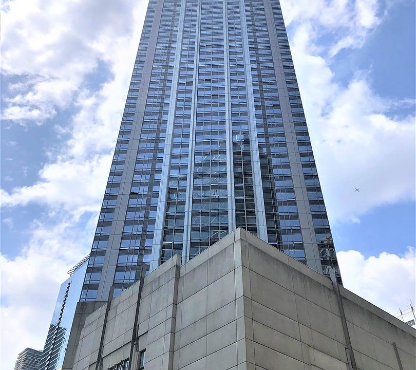 1st image of 512 N McClurg Ct APT 2406