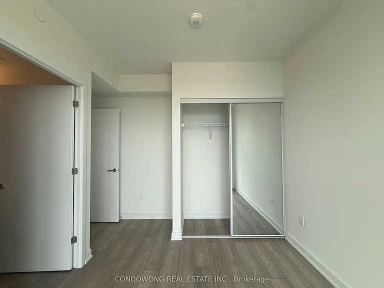 5858 Yonge St #3211 — Photo 10