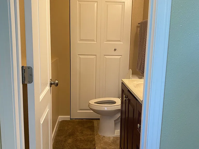 8621 Augusta Cir — Photo 12