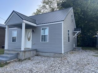 105 S Lynn St, Hodgenville, KY 42748