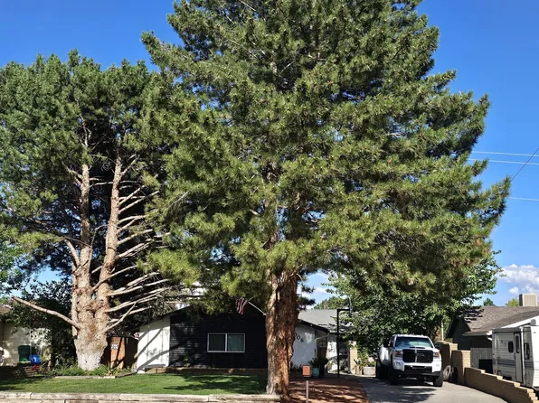3006 N Sullivan Ave, Farmington, NM 87401