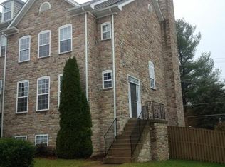 400 Plymouth Ridge Ct, Purcellville, VA 20132