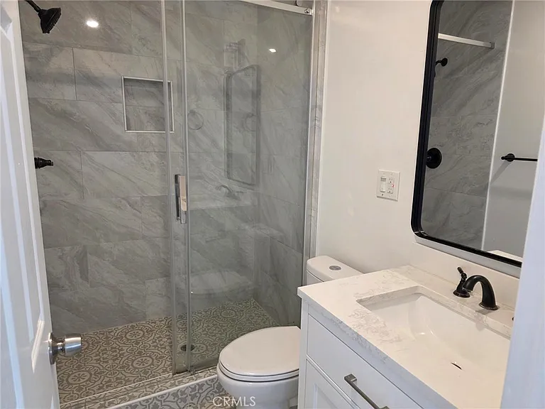 501 Avenue B #C — Photo 11