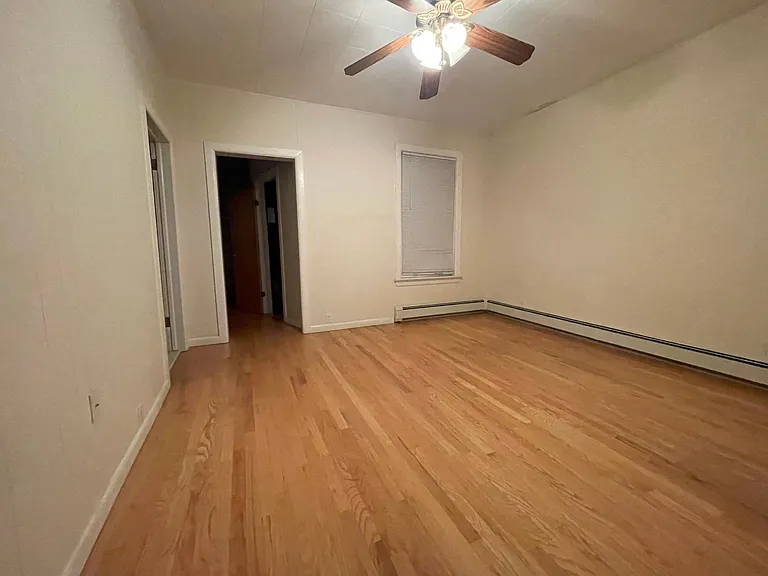 309 Sip Ave #1 — Photo 1