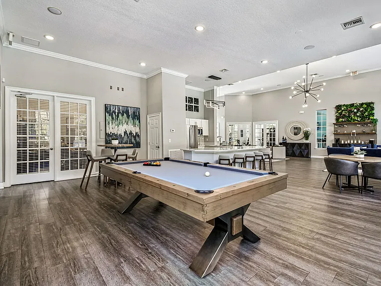 Knightsbridge at Stoneybrook — Photo 46