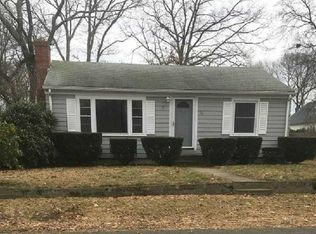 26 Everglade Ave, Warwick, RI 02886