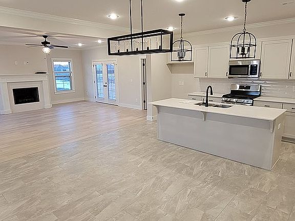 2nd image of 900 Rawlings Cir