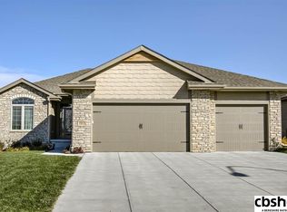 9803 S 68th St, Papillion, NE 68133