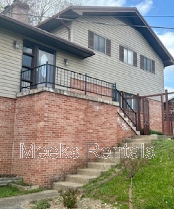 1st image of 1118 Montrose Dr