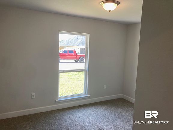 2nd image of 704 Mayflower Dr