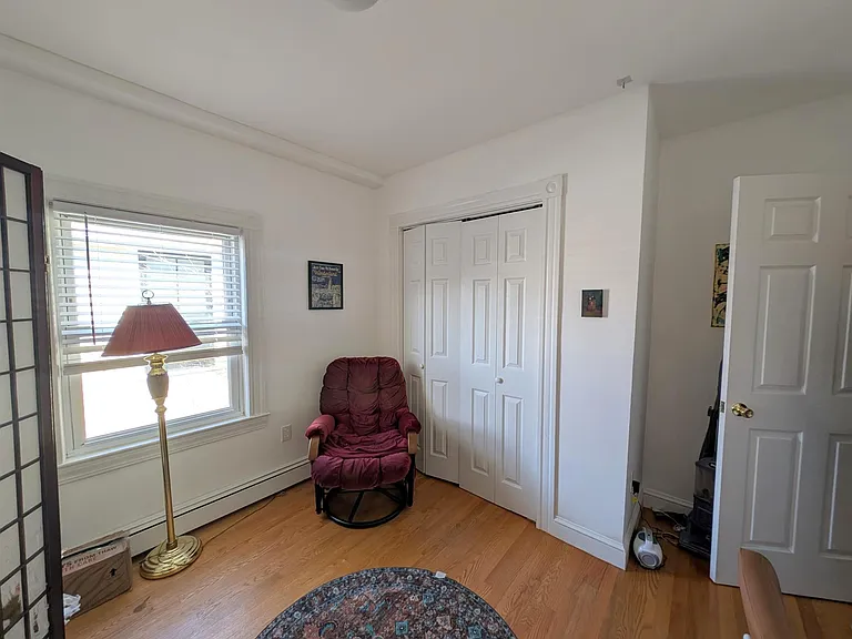 33 Roberts Rd #2L — Photo 4