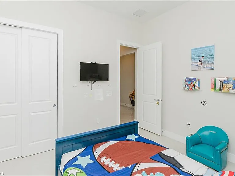 4302 Washington Pl — Photo 27