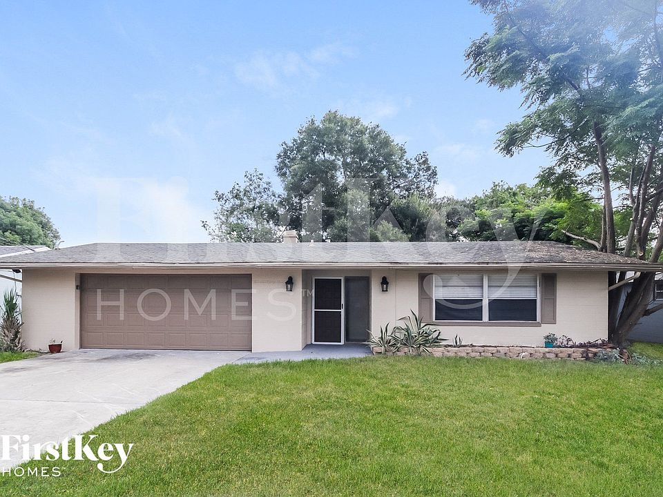 1st image of 1489 Carmen Ave