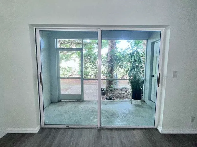 8239 Pacific Beach Dr — Photo 16